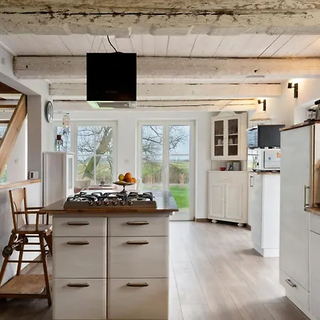 Suzanne Mercimersea Oberndorf (Lower-Saxony)