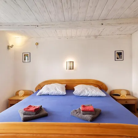 بيت للعطل Suzanne Mercimersea *